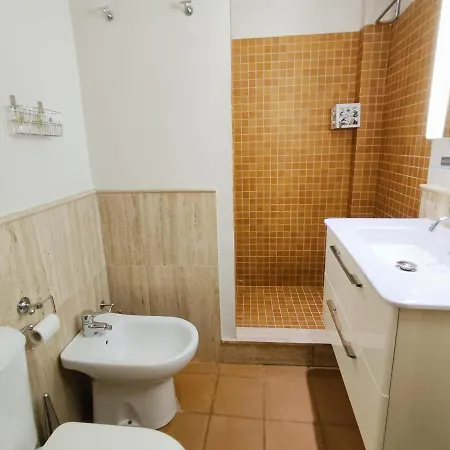 Appartamento Homeyseville-bright At Santa Cruz 4 Pax, Parking Optional *