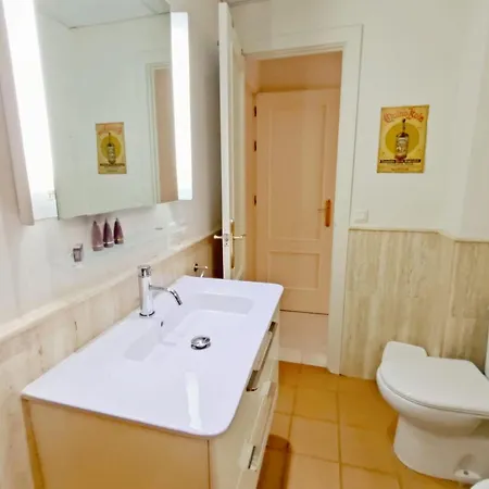 Apartman Homeyseville-bright At Santa Cruz 4 Pax, Parking Optional
